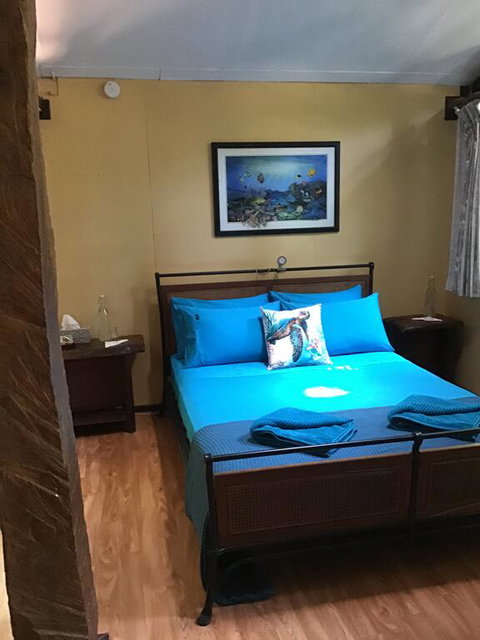 Rainforest Hideaway - Foster Accommodation 2