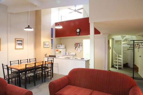 Razorback 2 - Foster Accommodation 3