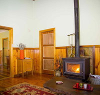 Red Tractor Retreat - Foster Accommodation