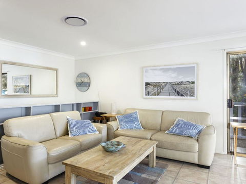 Reflections - Foster Accommodation 1
