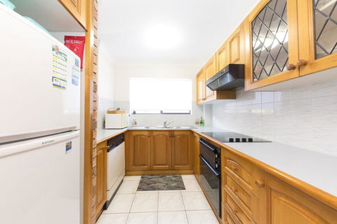 Renas Court Unit 8 - Foster Accommodation 3