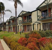 Renmark Hotel Motel - Foster Accommodation