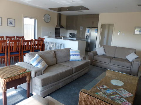 Residence On Robe - Foster Accommodation 3