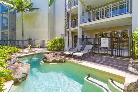 RESORT & SPA WITH PRIVATE PLUNGE POOL 7008/09 - Foster Accommodation 1