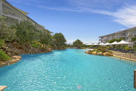 Resort On The Beach With Ocean Glimpses 5214-15 - Foster Accommodation 2