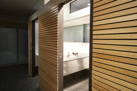 Ridgeline Pottery - Foster Accommodation 0