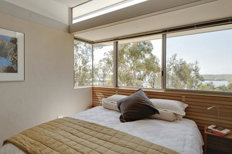 Ridgeline Pottery - Foster Accommodation 1