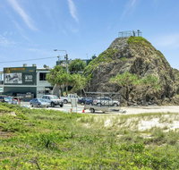 Rigi on Currumbin Beach - Foster Accommodation