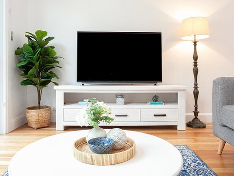 RIPPLES-hosted By:L'Abode Accommodation - Foster Accommodation 3