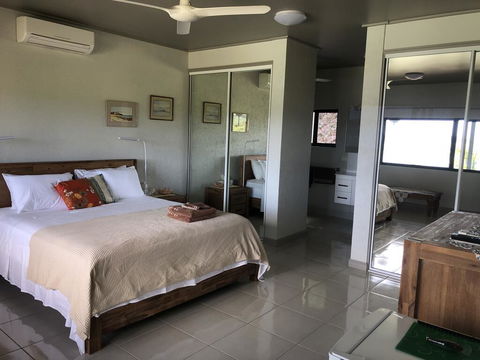 Riva-La-Vista-Cooktown - Foster Accommodation 1