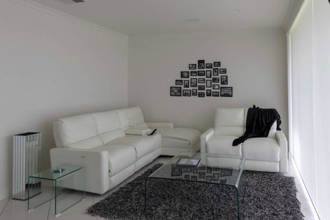 River Devine - Foster Accommodation 2