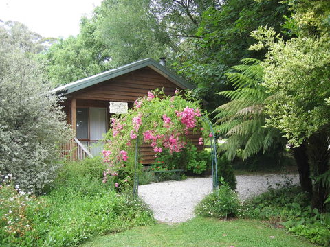 RiverCottage-selfcontained - Foster Accommodation 0