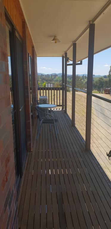 Rivercrest Apartments - Foster Accommodation 0