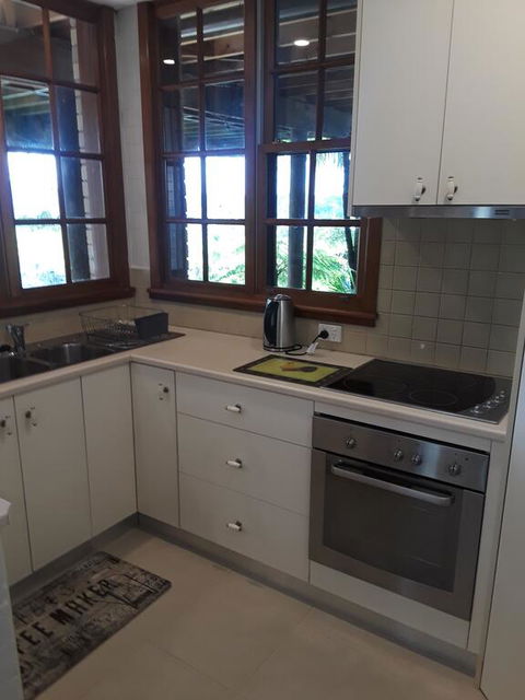 Rockwall Avoca Beach - Foster Accommodation 3