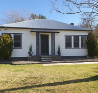 Ronelle Cottage - Foster Accommodation