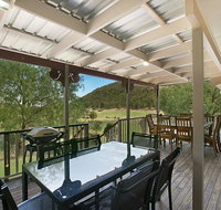 Rosa House in Broke 4br House in walking distance to Cellar Doors - Foster Accommodation