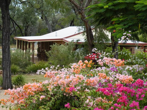 Rubyvale Motel & Holiday Units - Foster Accommodation 3