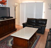 Ruthmor Villas - Foster Accommodation