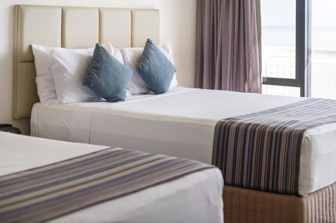 Rydges Esplanade Resort Cairns - Foster Accommodation 3