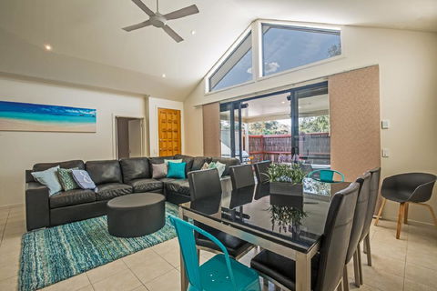 Sails On Chapel Cowes + WiFi - Foster Accommodation 2