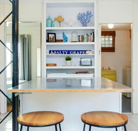 Salty Grape Beach House - Foster Accommodation