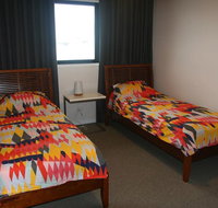 Salty Lark Beach House - Foster Accommodation