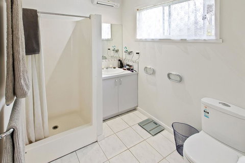 Sama-Sama - Walking Distance To Town And Water - Foster Accommodation 3