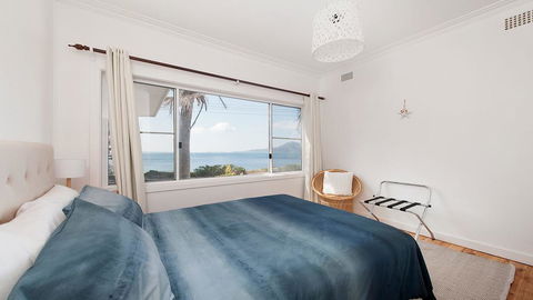 Sand Beach House - Breathtaking View, And Amazing Position Directly Opposite The Beach! - Foster Accommodation 3