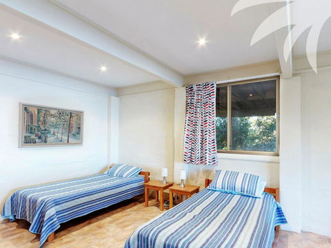 Sandbar View - Foster Accommodation 3