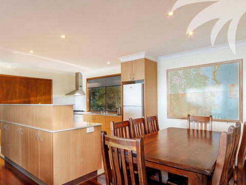 Sandbar View - Foster Accommodation 2