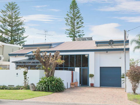 Sandy Bottoms @ Corlette - Foster Accommodation 1