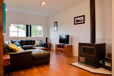 Sapphire Cottage - Foster Accommodation 1