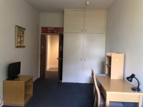 Sav - Foster Accommodation 0