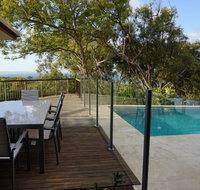 Scribbly Gums - Rainbow Beach Ocean-front spacious home with pool - Foster Accommodation