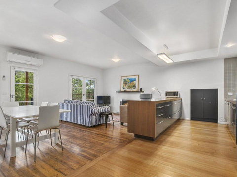 SEA CORNER - Anglesea - Foster Accommodation 1