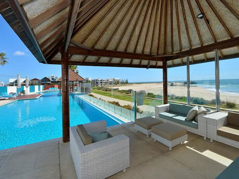 Sea Side 205 - Foster Accommodation 1