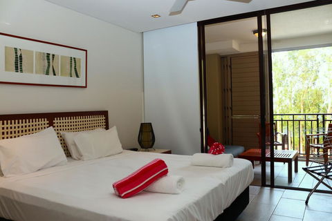 Sea Temple Private Studio 423 - Foster Accommodation 0