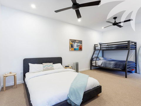 Seashells Lakeside Holiday Perfection - Foster Accommodation 1