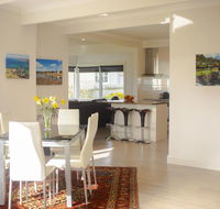 Seaside Retreat - Foster Accommodation