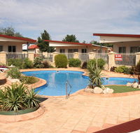 Seaspray Beach Holiday Park - Foster Accommodation