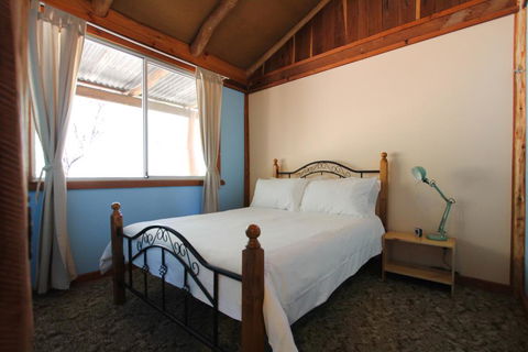 Shady Creek Eco Cabin, Peaceful Country Getaway - Foster Accommodation 2