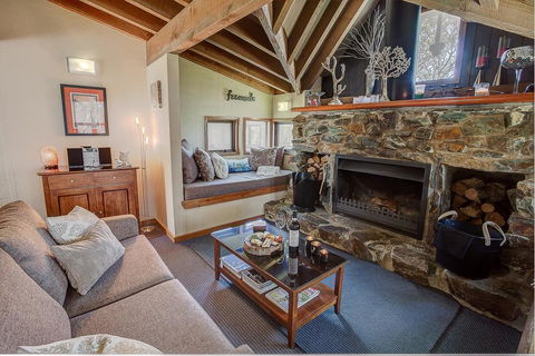 Sharpys Chalet - Foster Accommodation 1
