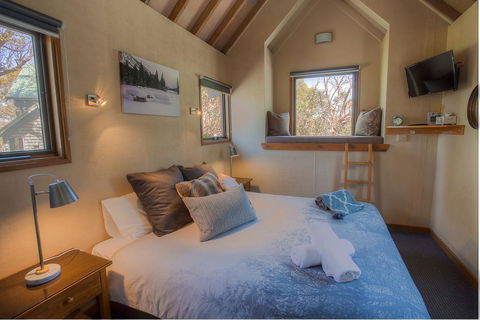Sharpys Chalet - Foster Accommodation 0