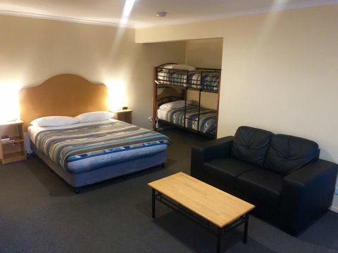 Sheffield Motor Inn - Foster Accommodation 2