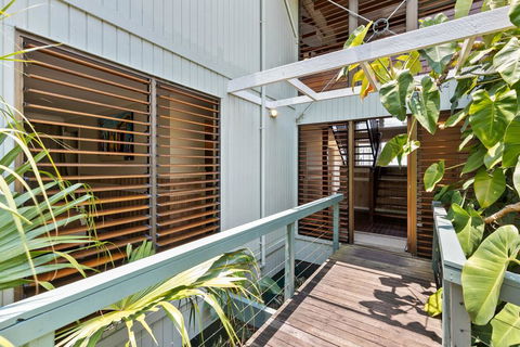 Shifting Sands - Foster Accommodation 2