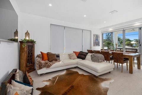 Silica Sands Beach House - Foster Accommodation 3