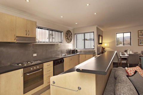 Silvertrees 4 - McLure Circuit, Jindabyne - Foster Accommodation 2