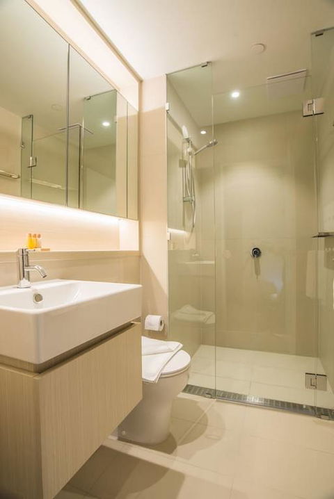 Simple & Cozy APT @Haymarket CBD (balcony Views) - Foster Accommodation 3