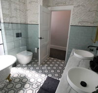 Sinjin unique luxury 6 bed house in Sydney city - Foster Accommodation