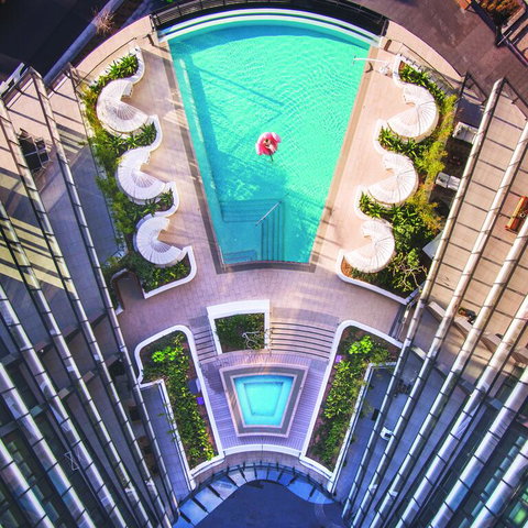 SKYE Suites Green Square - Foster Accommodation 3